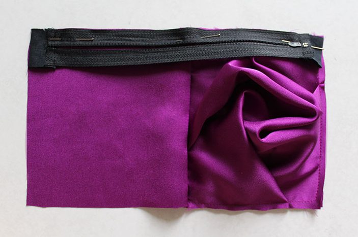 attaching zipper to front piece