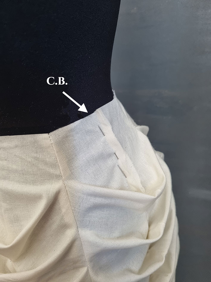 The c-back seam pinned above the first nyokitto.